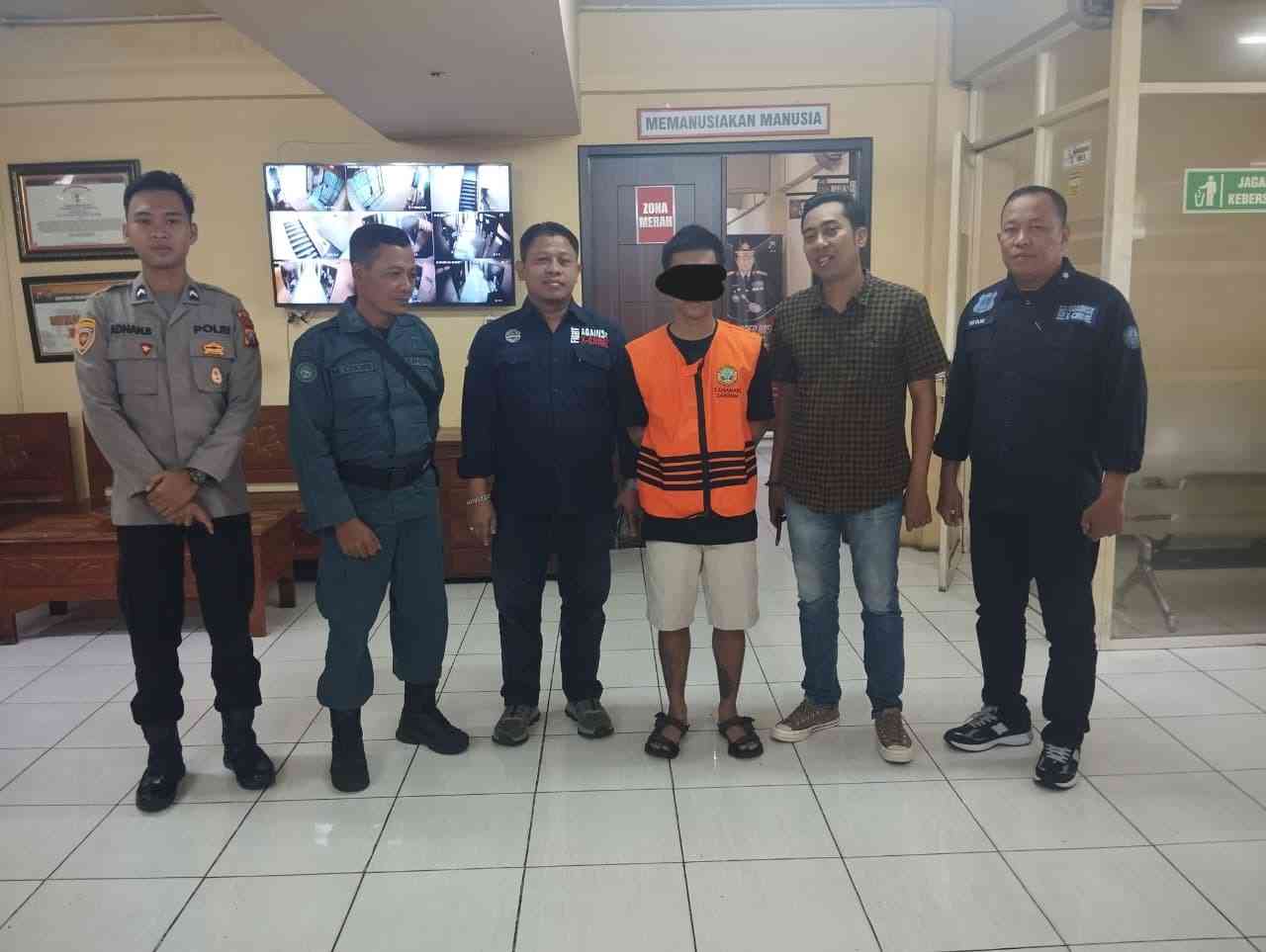 Gakkum Kehutanan GAKKUM KEHUTANAN: BERKAS PERDAGANGAN SATWA LIAR ANTAR PULAU DI MALANG DINYATAKAN LENGKAP, KASUS SIAP DISIDANGKAN