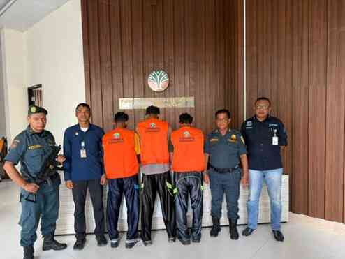 Gakkum Kehutanan TIGA PELAKU PERBURUAN ILEGAL DI TN KOMODO DITETAPKAN TERSANGKA, KEMENHUT FOKUS ATASI AKAR MASALAH PERBURUAN DENGAN PENDEKATAN BUDAYA DAN EKONOMI