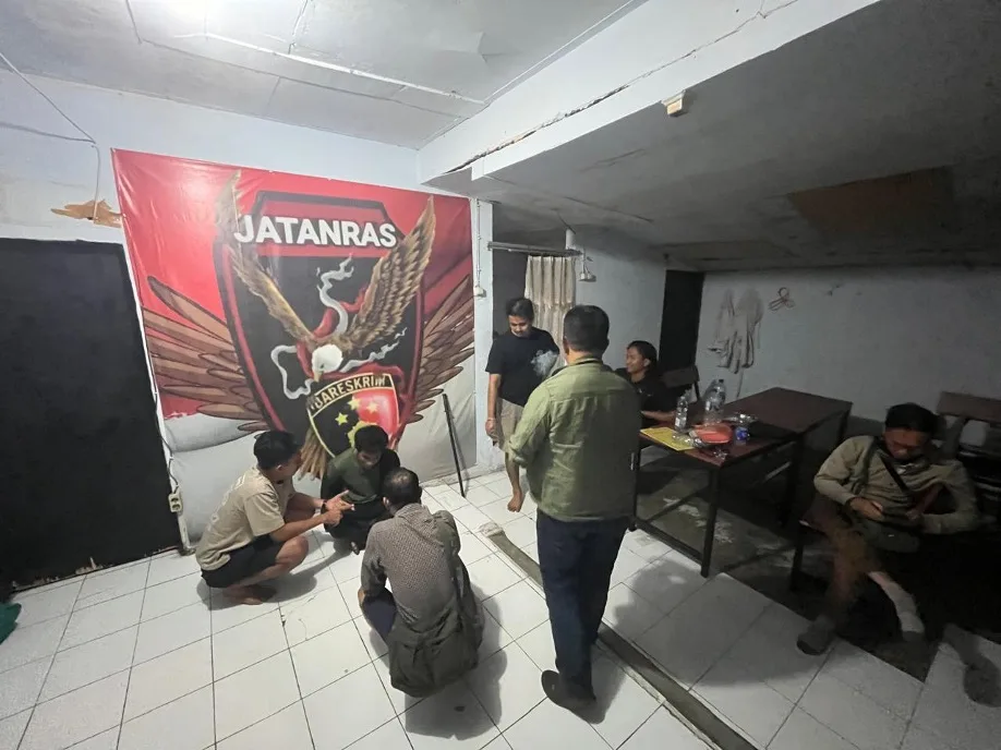 Kementerian Kehutanan Tuntaskan Penyidikan Buronan Pemburu Rusa Timor Di Tn Komodo